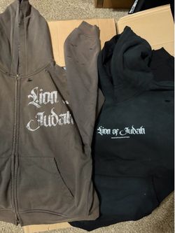 Bulk Box of Hoodies – Cheap! Pullovers & Zip-Ups