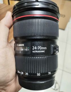 Canon EF 24‑70mm f/2.8L II USM Standard Zoom Lens Canon EF Mount Full‑Frame DSLR