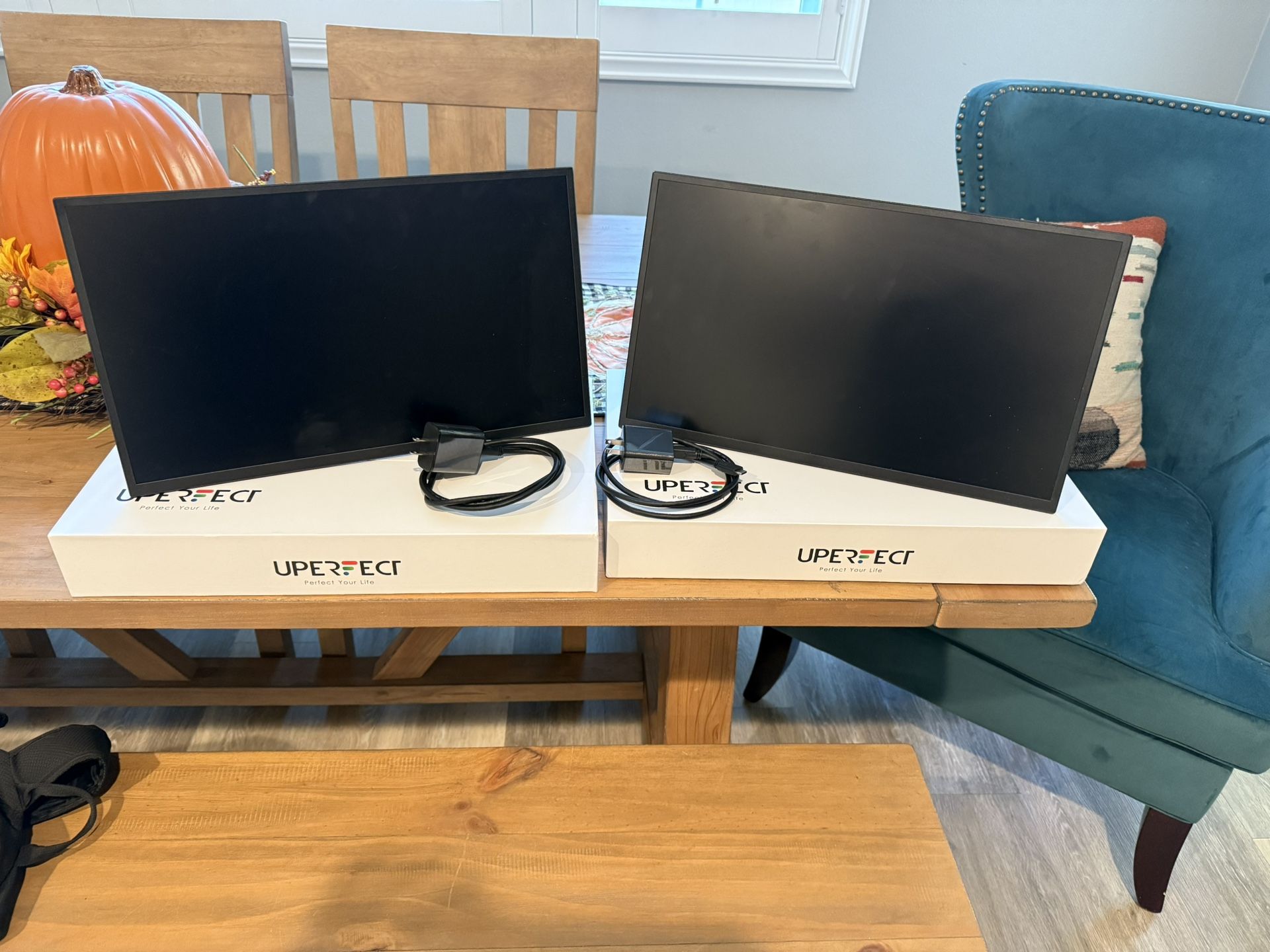 Brand New Portable portable monitors