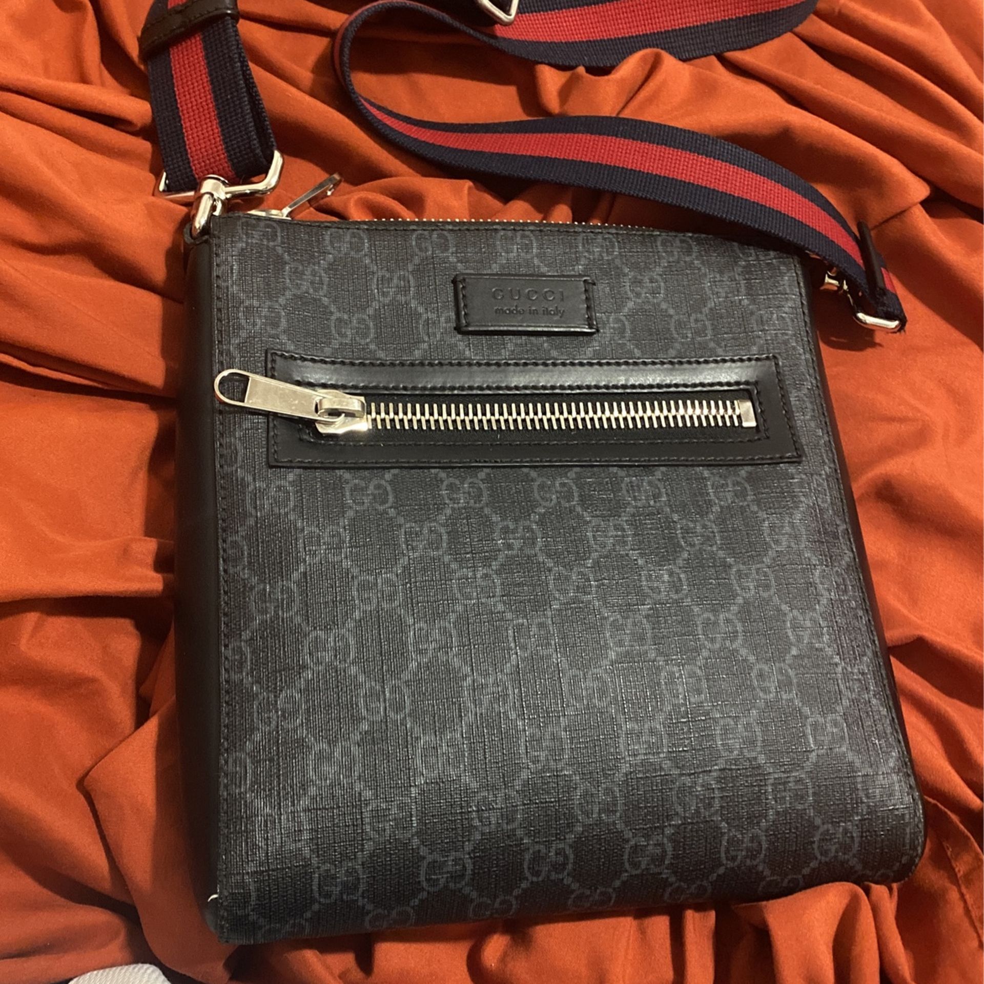 Louis Vuitton for Sale in Baltimore, MD - OfferUp