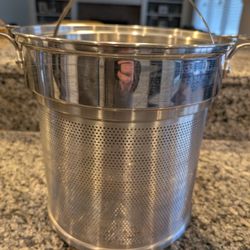 All Clad Simply Strain Multipot