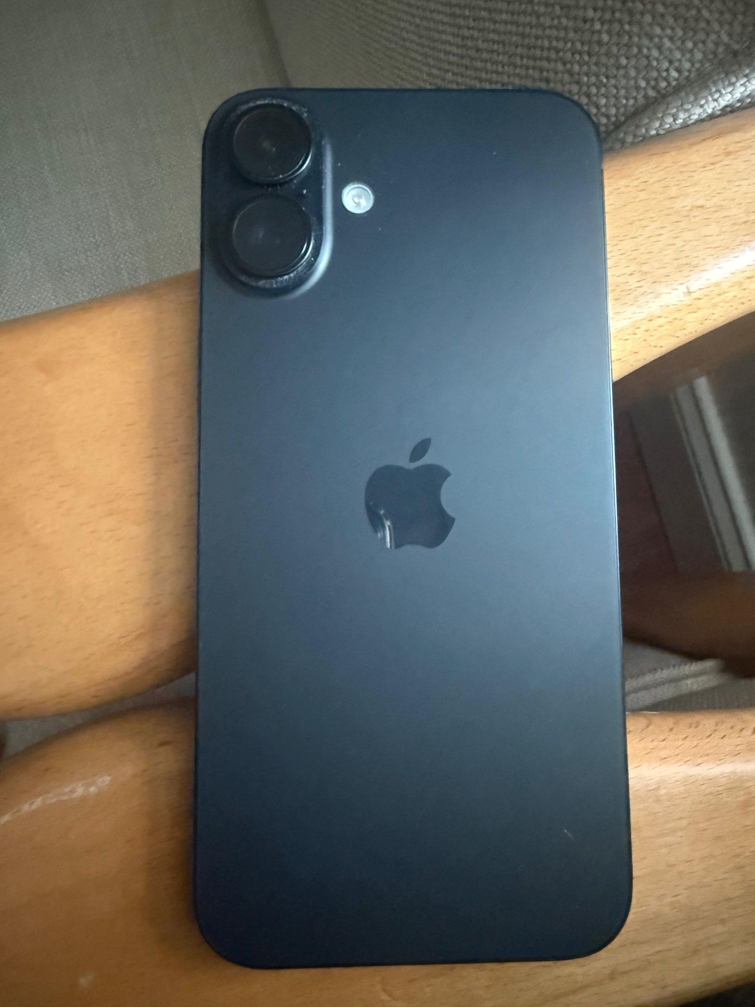 Iphone 16 Plus Unlocked (Like New Condition)