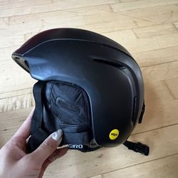 Giro neo MIPS Snow Helmet Black Size medium
