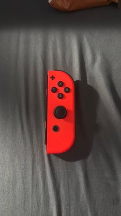 Right Red Joycon