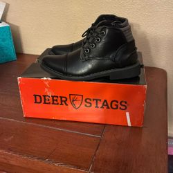 DEER STAGS BOY’S DRESS SHOES!! Size 11