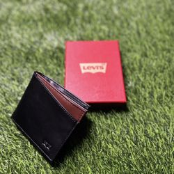 Levis Wallet