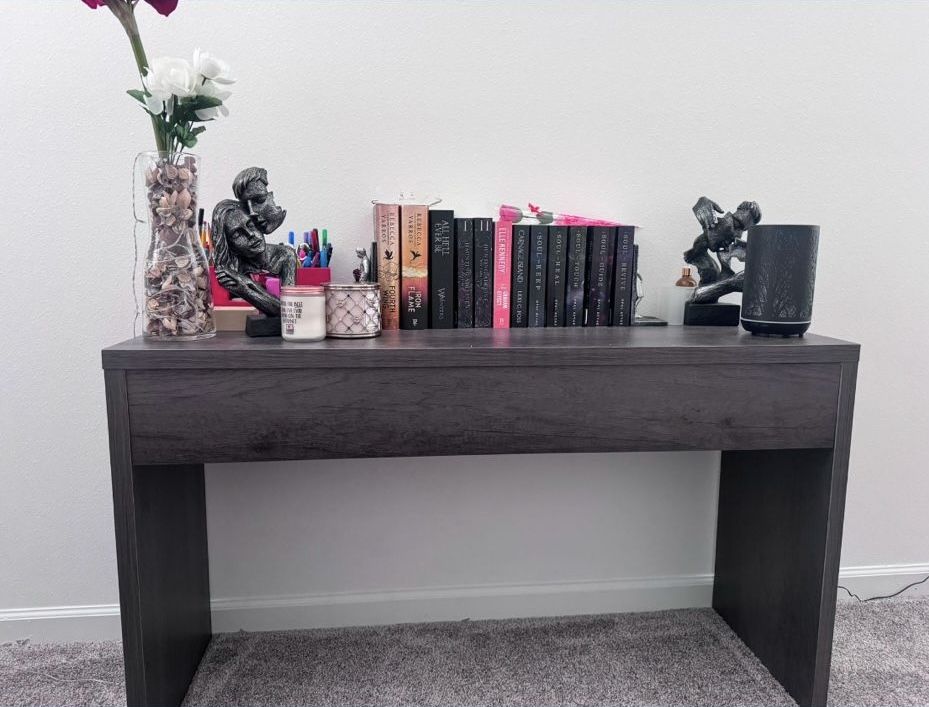 Entry Way Table With Matching Bookshelves.