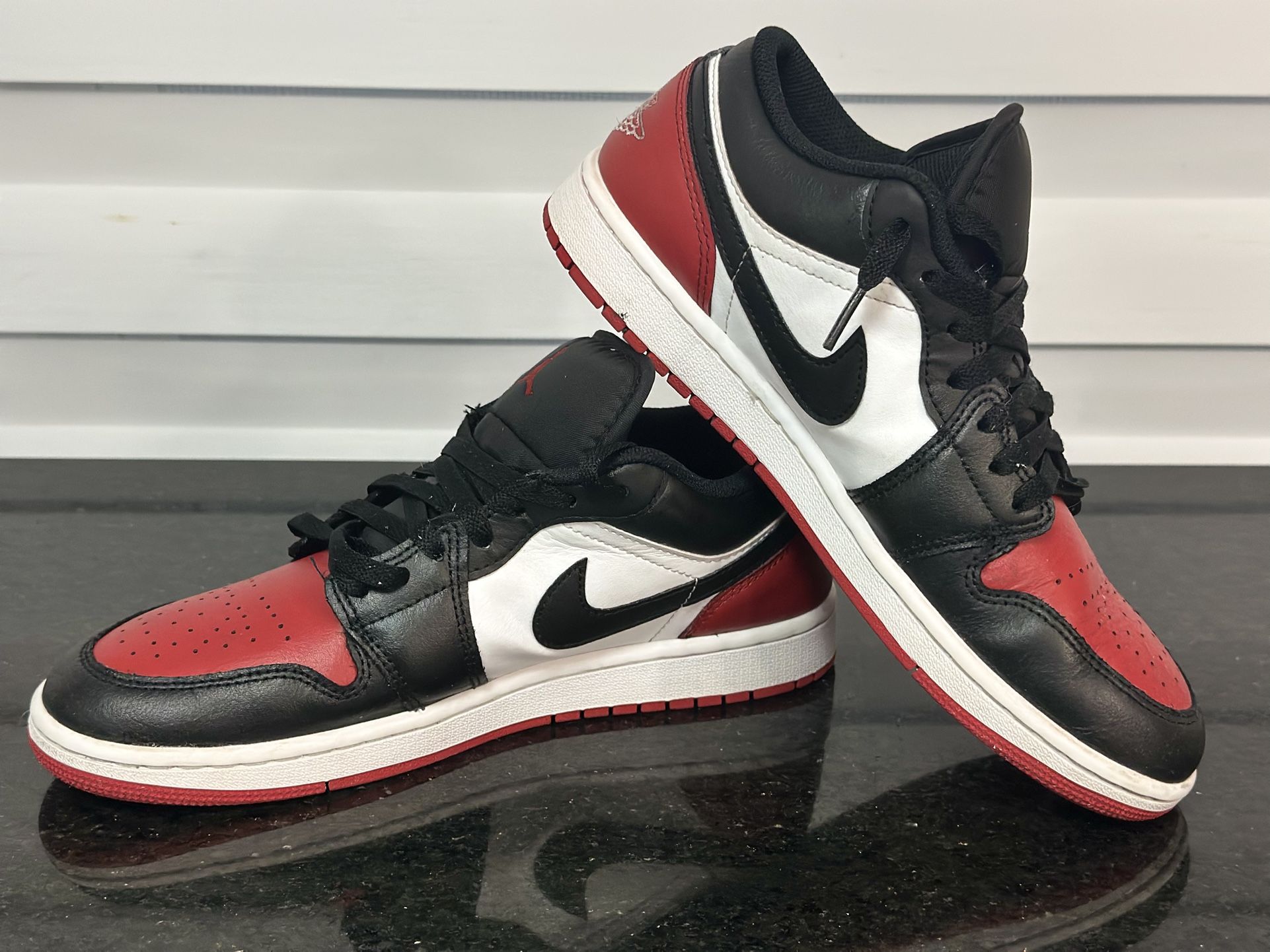 Air Jordan’s low - Retro Size 8.5 Men’s 