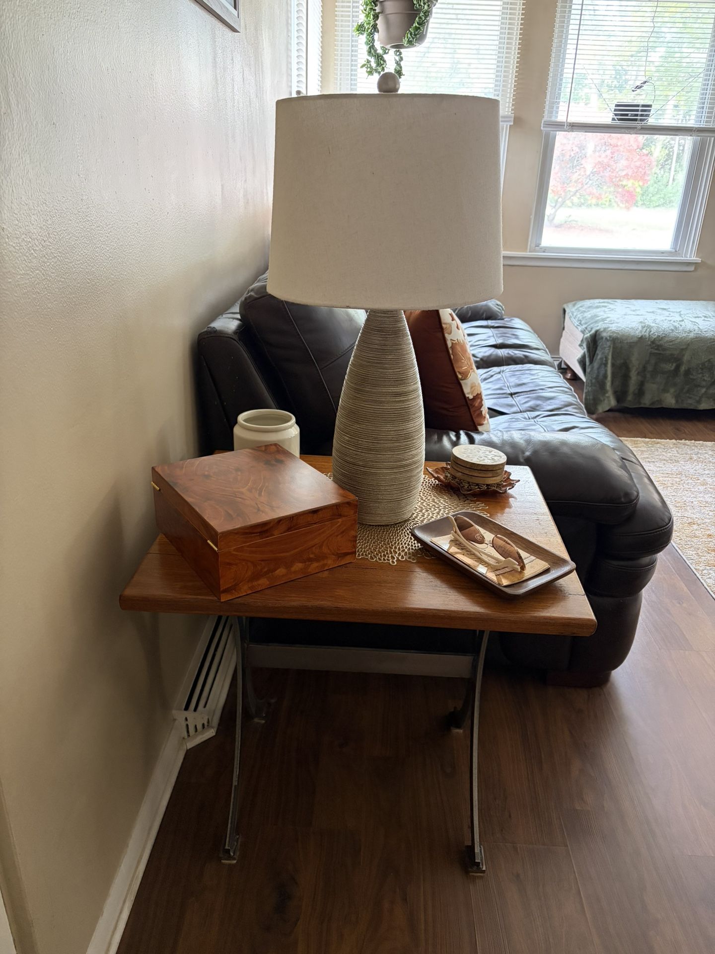 End Table/Couch Table 
