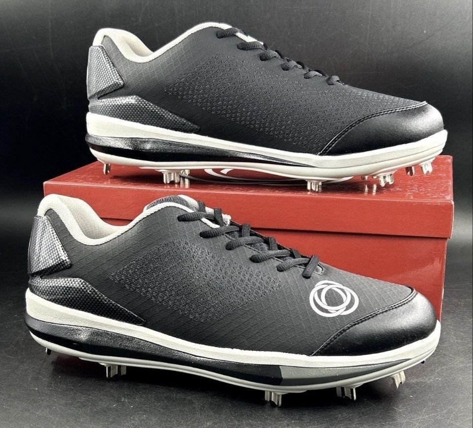 Men’s Baseball Cleats (Sizes 10, 10.5 Available)