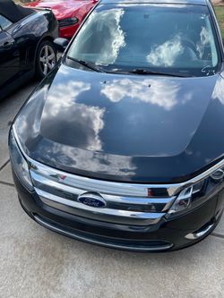 🚗 2010 Ford Fusion — Reliable & Ready to Go!