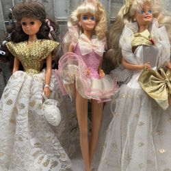 Vintage Barbie Dolls 