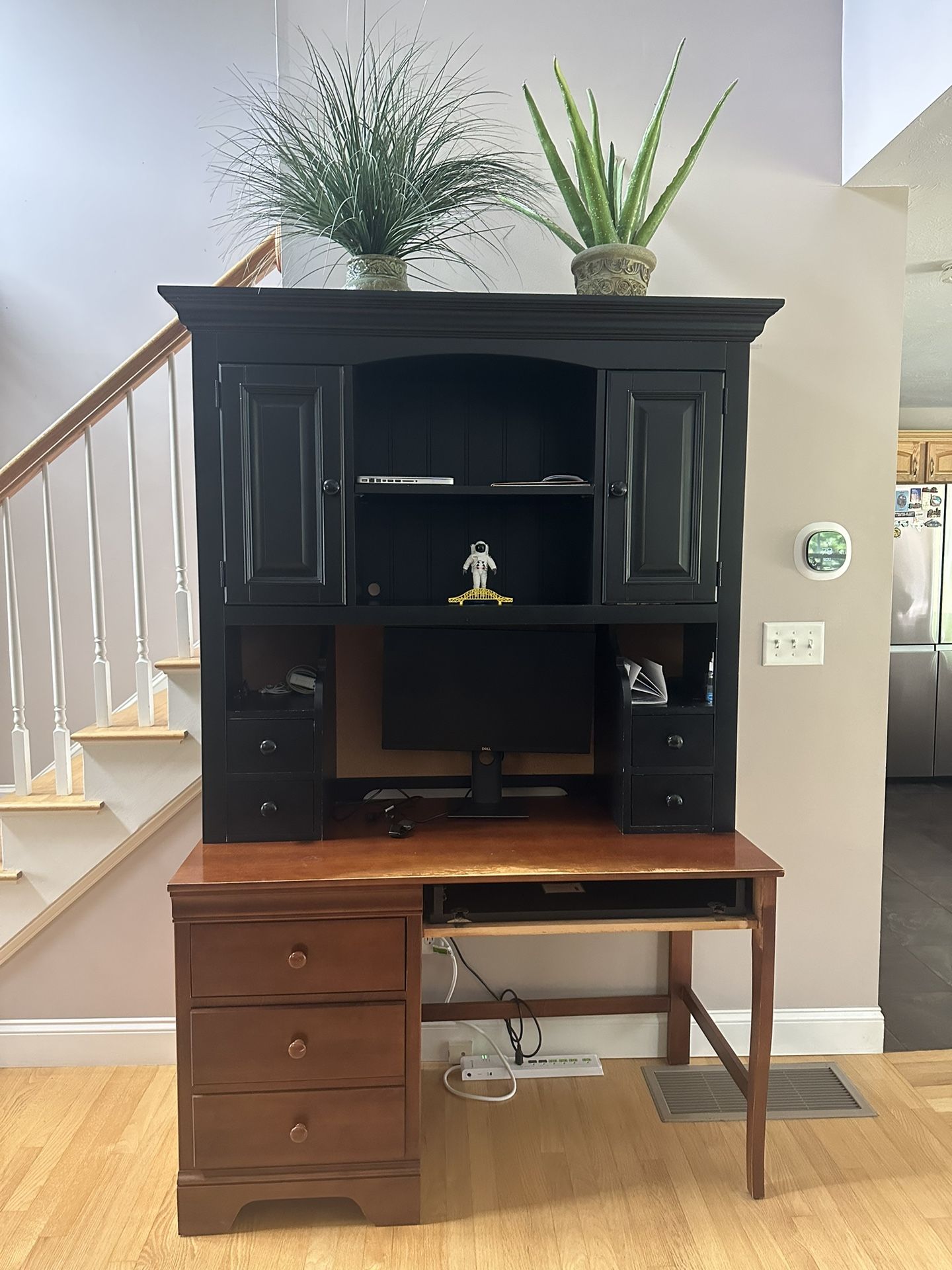 Cabinet/Combined Desk
