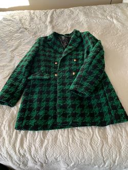 Coat size L