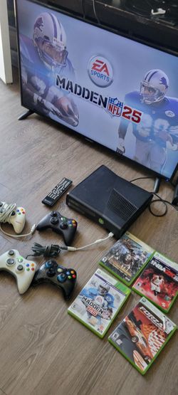 Xbox 360 and 39" Element TV