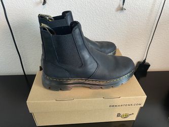 Dr. Martens Embury Chelsea Boots Size 10 Men’s Size 11 Women’s 