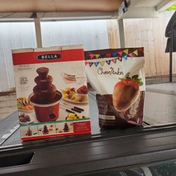 Chocolate Fountain With Bag Of Chocolate