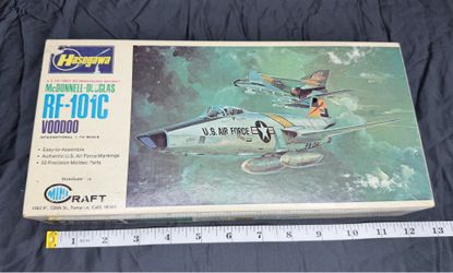 Hasegawa RF-101C Voodoo 1/72 Model Kit Minicraft Japan Unbuilt