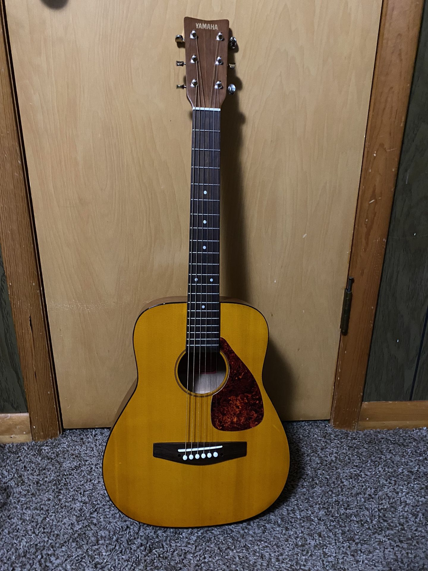 Yamaha FG Junior Acoustic Guitar