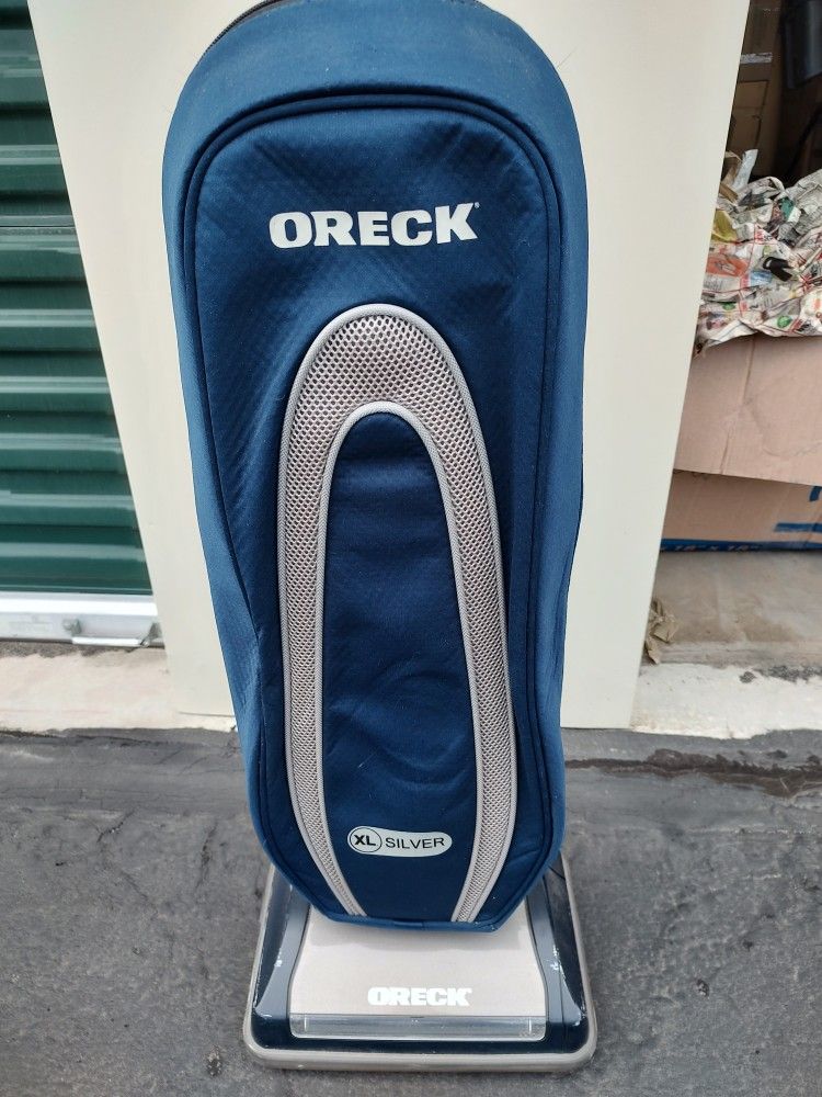 Oreck XL Upright Silver Series Vacuum for Sale in Dayton, NV OfferUp