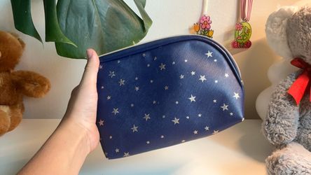 Makeup Bag (not really new tho)