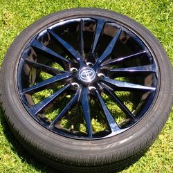 2023 1 OEM BLACK TOYOTA 19" WHEEL WITH  YOKOHAMA TIRE 235/40/19 TIRE FOR ANY CAMRY 2019 TO 2024 ONLY 1