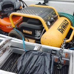 DeWalt Air Compressor 