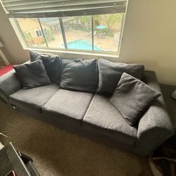 FREE COUCH 