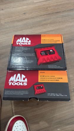 MAC TOOLS 6/12. VOLT battery charger.. for all batteries.. BRAND New.. $135
