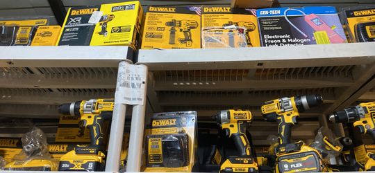 New tools, in good condition.  Prices vary, ranging from $50 -$ 99 to   $580 . There is a one month warranty , the money is not returned, only credit 