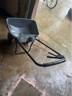StayGreen grass spreader