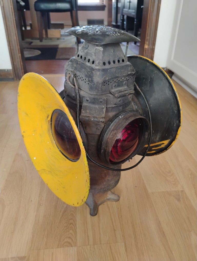 Adlake Non Sweating Railroad Lantern