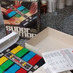 Vintage Super Simon Electronic Game 