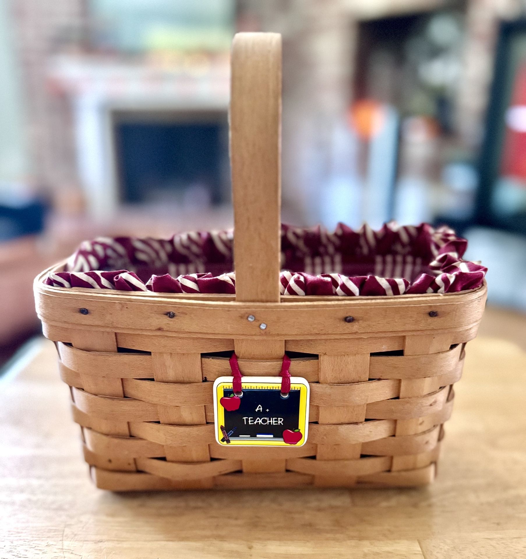 Vintage 1998 Longaberber Basket