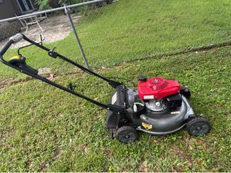 Lawn mower Honda excellent condition rear wheel drive self propelled work great