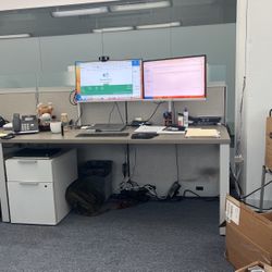 Knoll Office Dual Extra Large Desk 