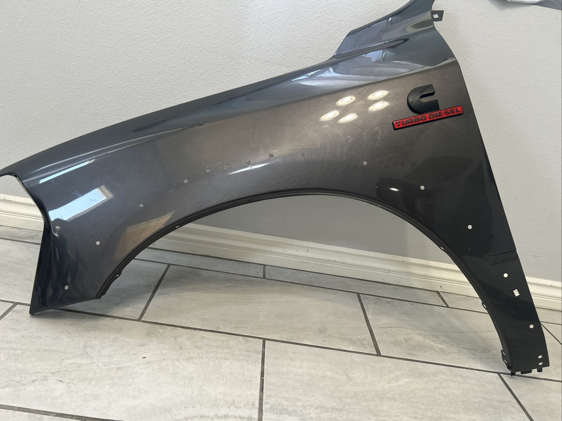 19-24 DODGE RAM 2500 & 3500 Driver Side LT Fender OEM
