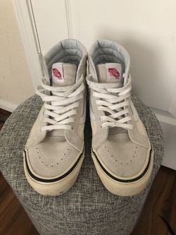 limited cream vans high