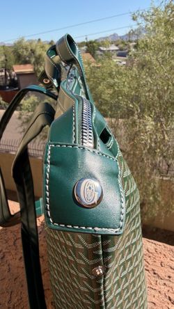 Green goyard bag