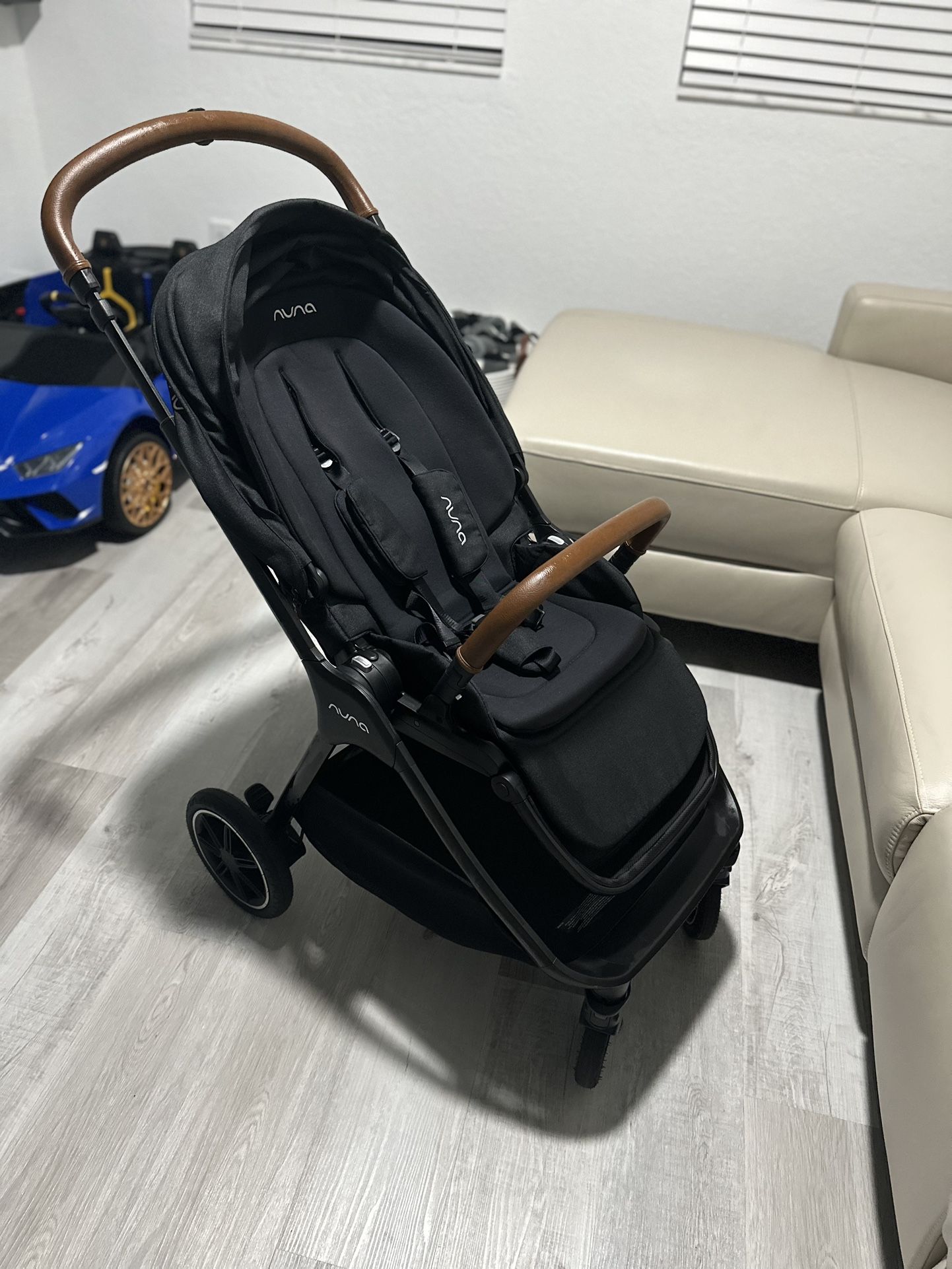 Nuna TRIV Next Stroller