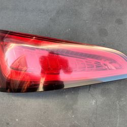 2013-2017 Audi Q5 Tail Light Led (Left Side.