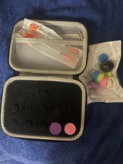 Essential vials Carrying Case with Accessories