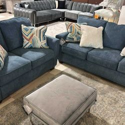 AP🎉 Cashton Sofa& Loveseat Set// Financing & Delivery Available 
