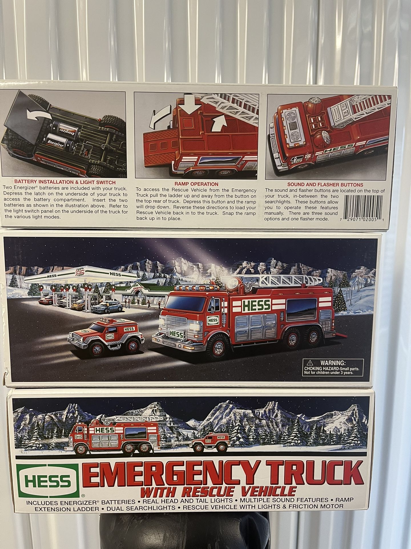 Hess, 2005 Emergency Truck With Rescue Vehicle, Nib