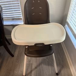 GRACO  High Chair For Infants And Toddlers 