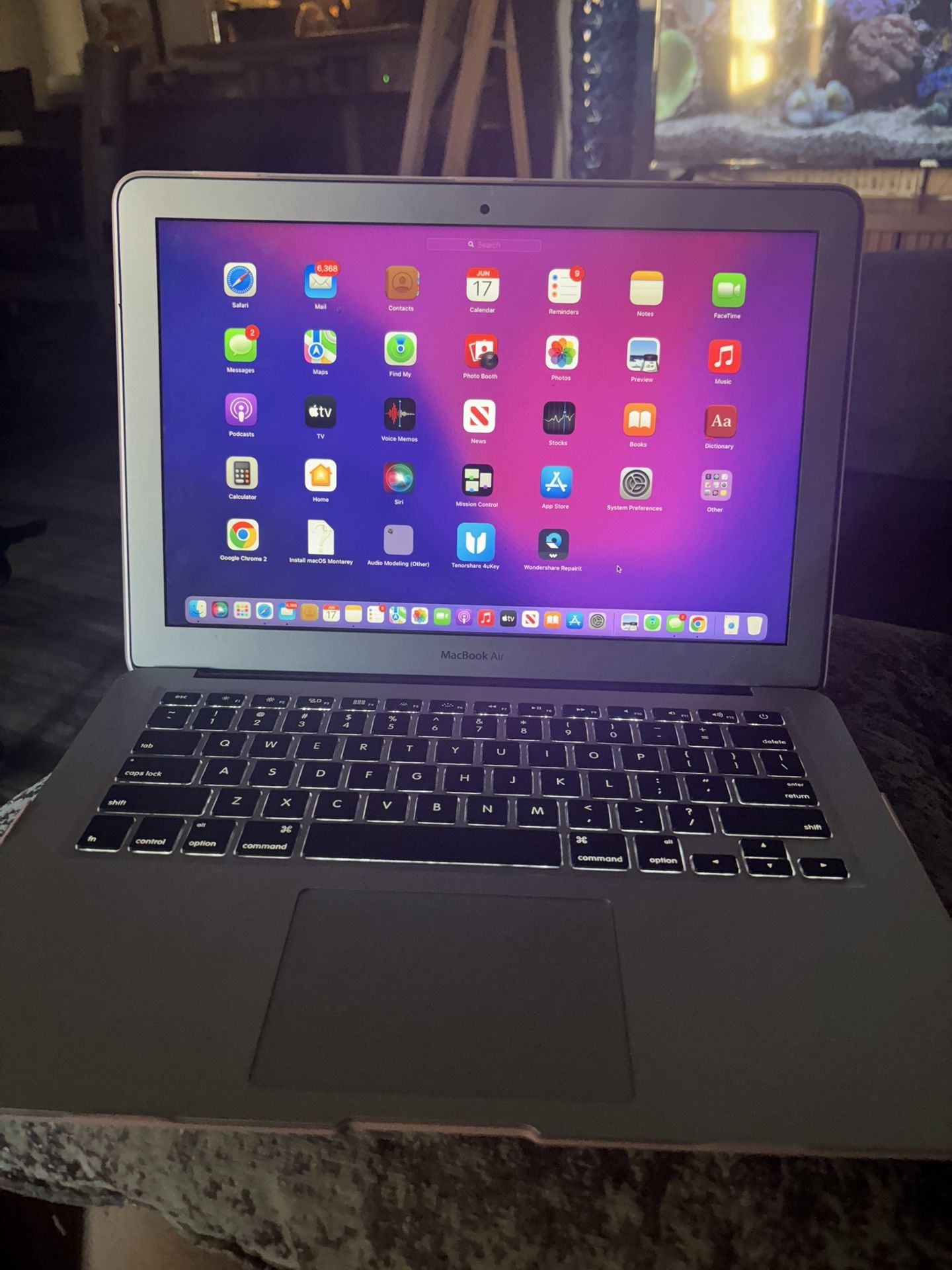 MacBook Air 13-inch 2017 - Excellent Condition