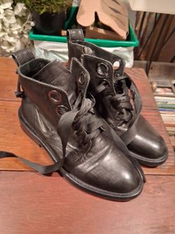 Zadig & Voltaire women's boots sz.8.5-9