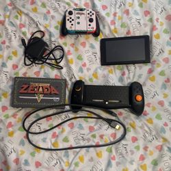 Nintendo Switch V2 w/ Zelda Themed Skin 