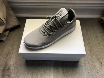 Adidas Pharrell tennis shoes