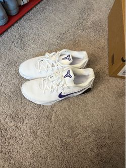 Kobe 9 elite low em size 10.5